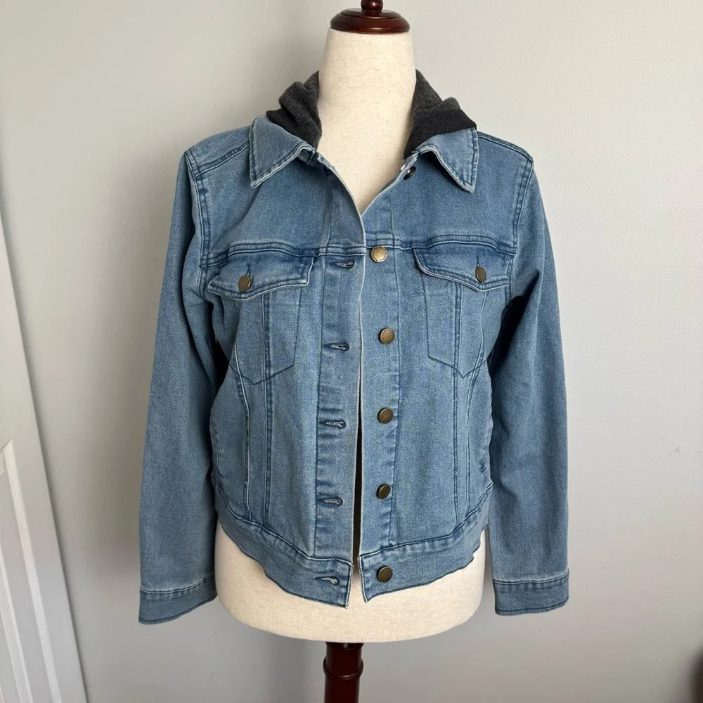 NWT Bagatelle Blue Denim Jacket with Gray Hood - Picture 1 of 10